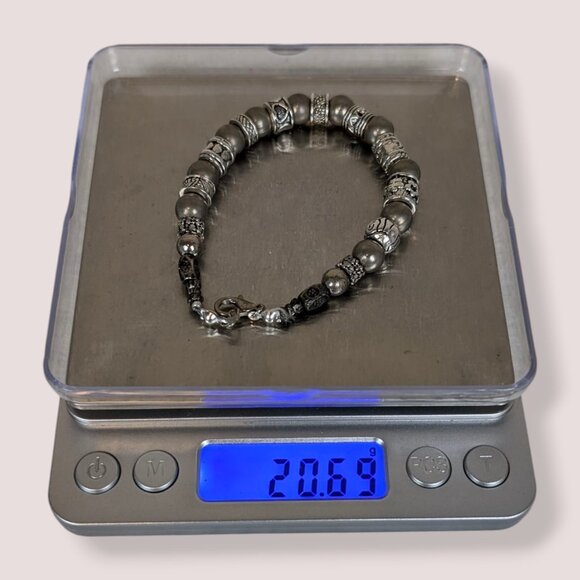 V. Silver Tone Beaded Bracelet - Picture 6 of 6